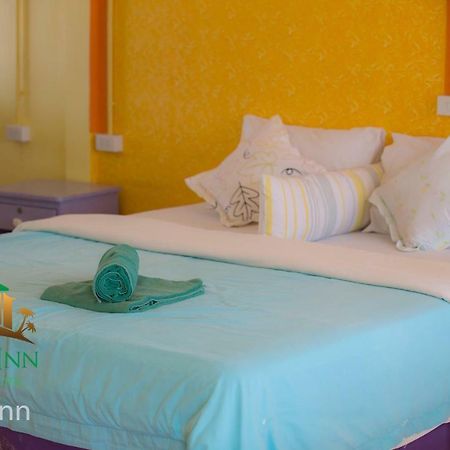 Island Inn Ko Lan Buitenkant foto