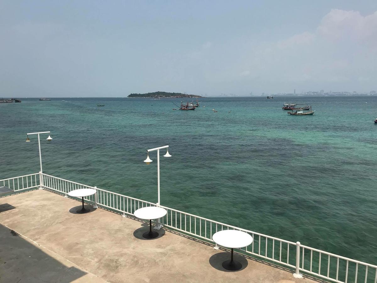 Island Inn Ko Lan Buitenkant foto